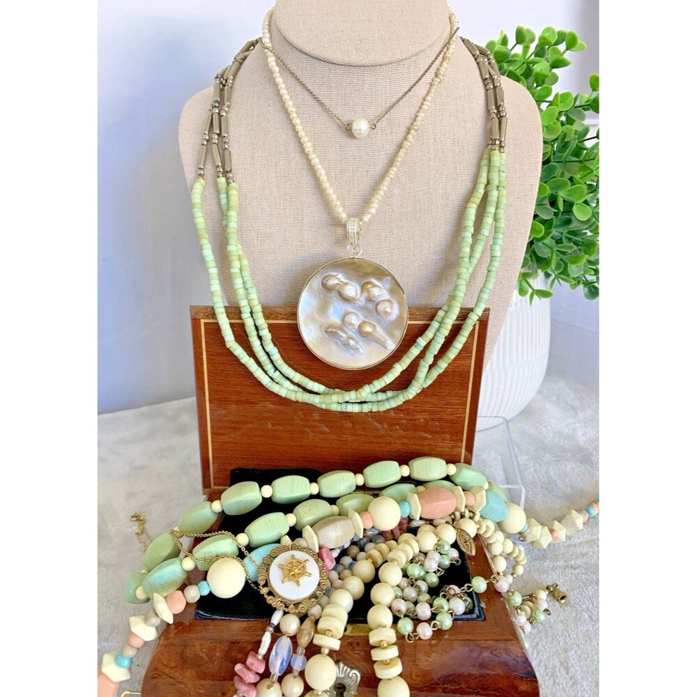 Vintage Coastal Pastel Jewelry Lot Abalone Shell Beaded Necklace Set 10pc 🦪🐚🔱